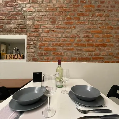 Red Bricks - Porta Romana Διαμέρισμα Μιλάνο